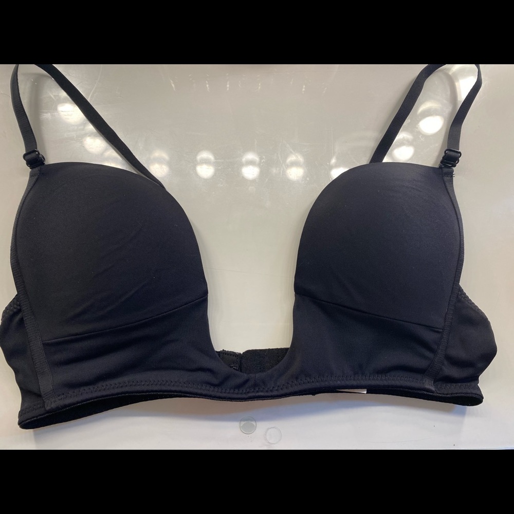 “U” bra